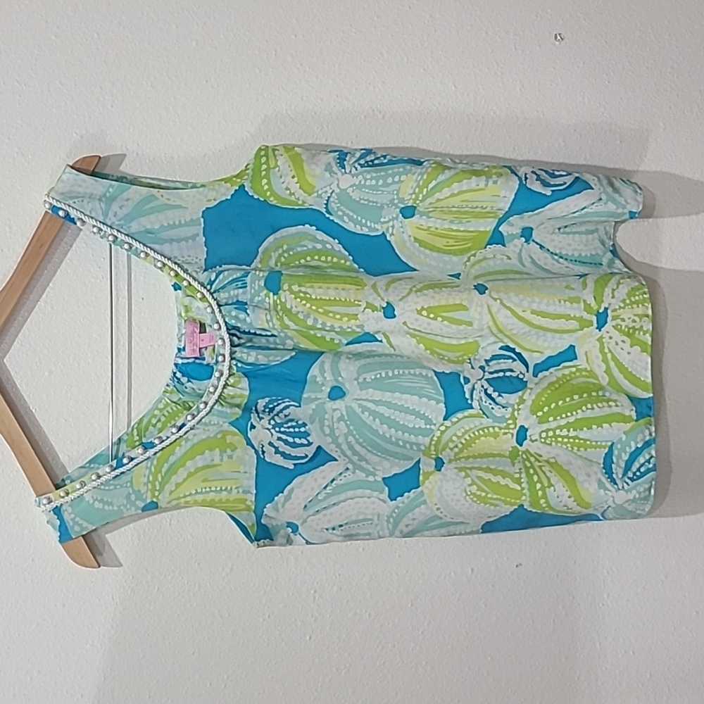 Lilly Pulitzer 100% SILK sleeveless top.